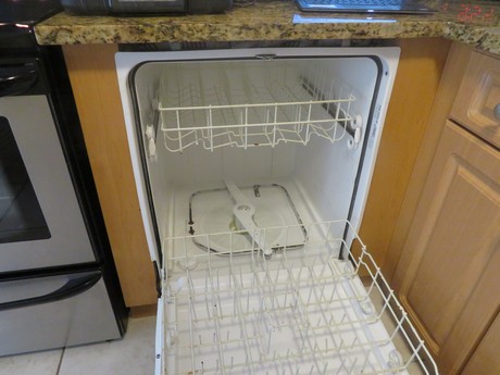 Kitchen & Appliances